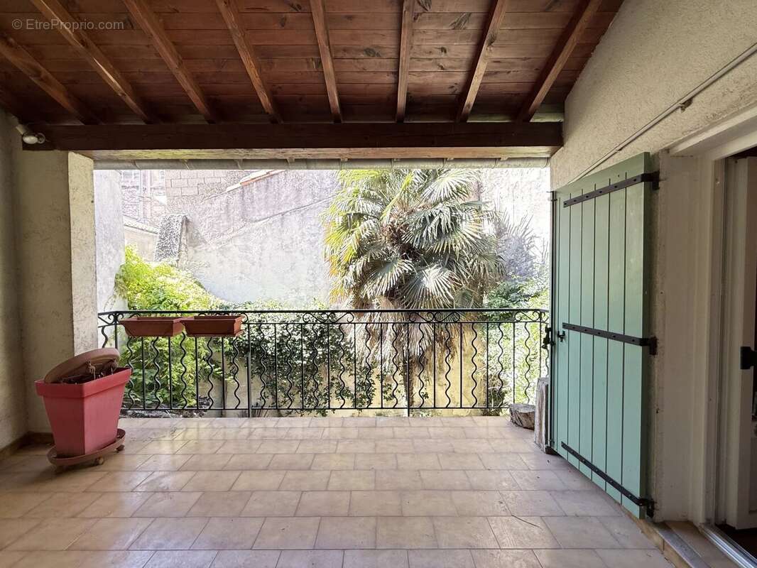 Maison 5 pièces avec jardin et terrasse - photo 10