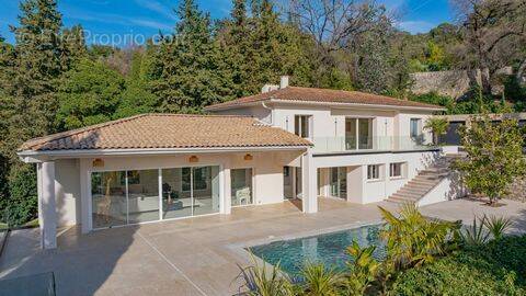 Maison à MOUGINS