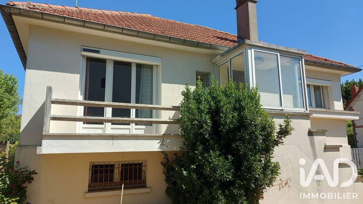 Photo 1 - Maison à SAINTE-SAVINE