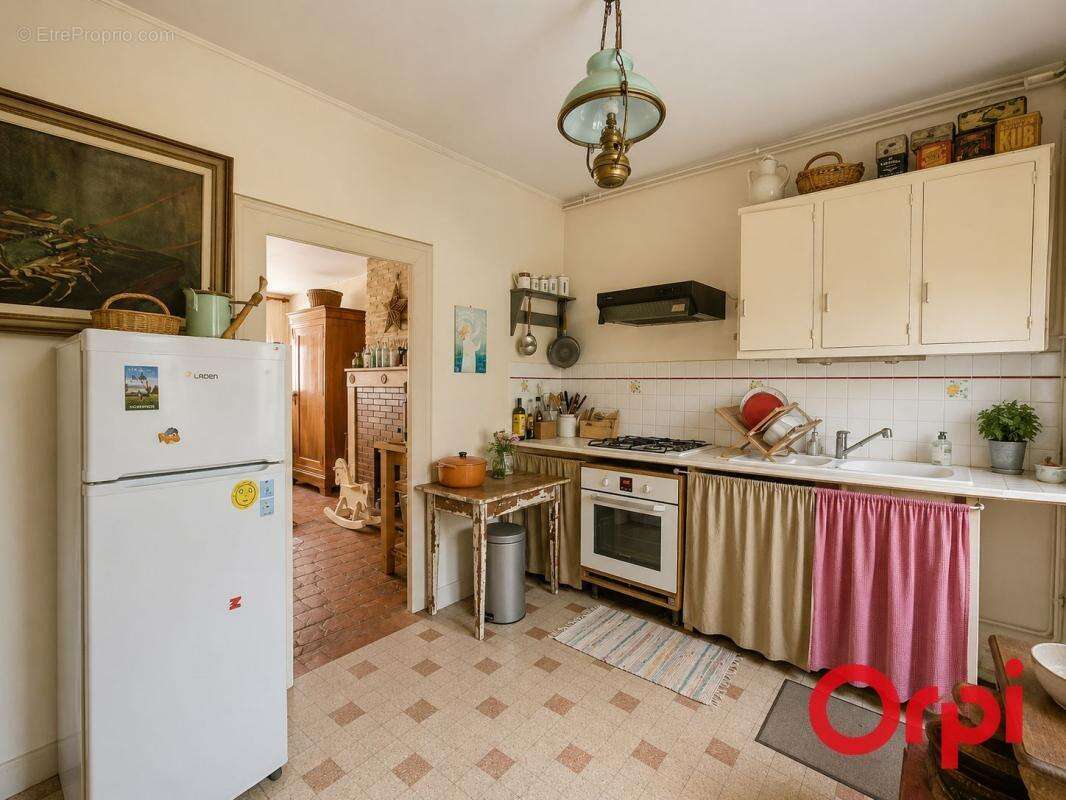  Charmante maison de village avec jardin et dépendances - photo 3