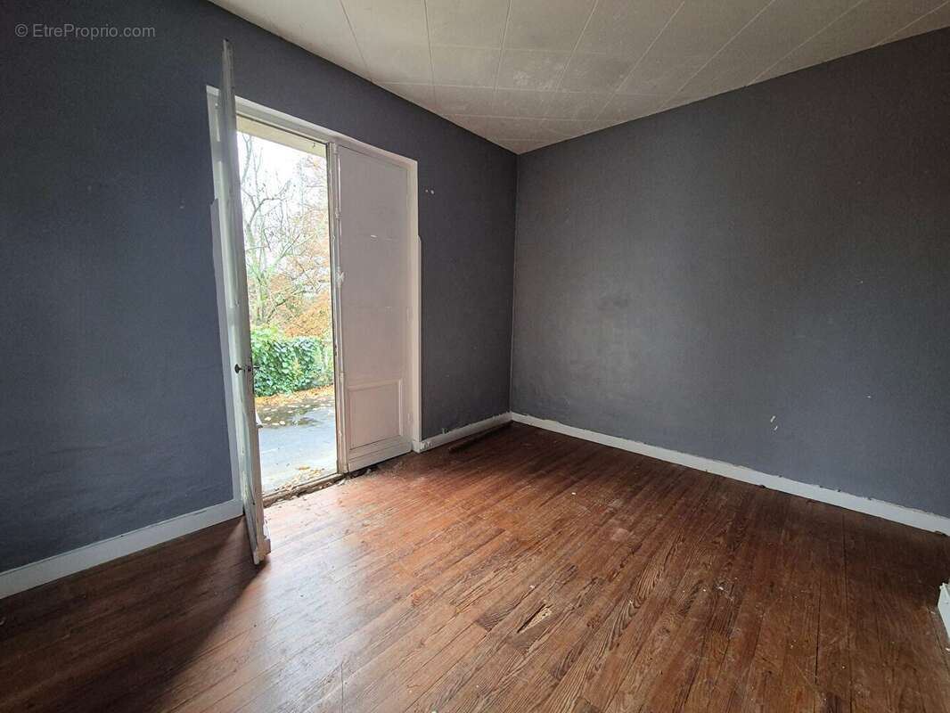 Maison à SAINT-SULPICE-ET-CAMEYRAC