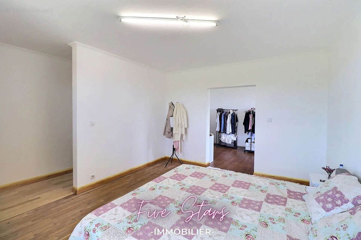 Maison à DOMMARY-BARONCOURT