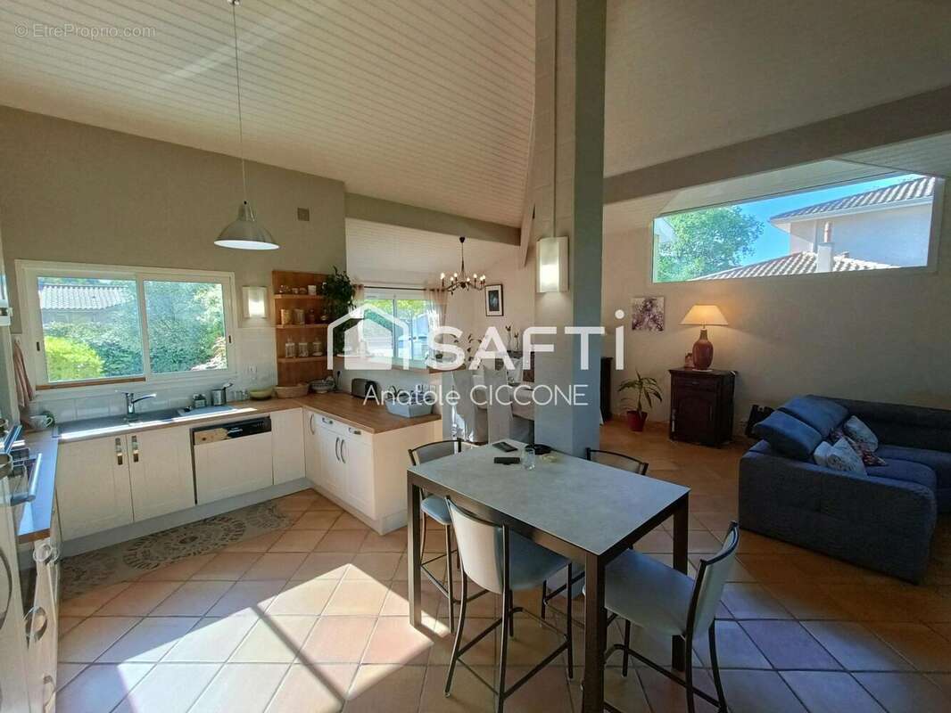 Photo 6 - Maison à GRADIGNAN