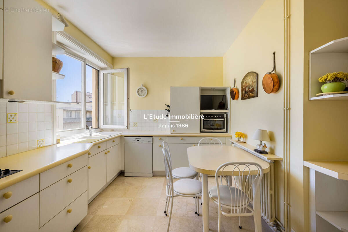 Appartement à LYON-6E