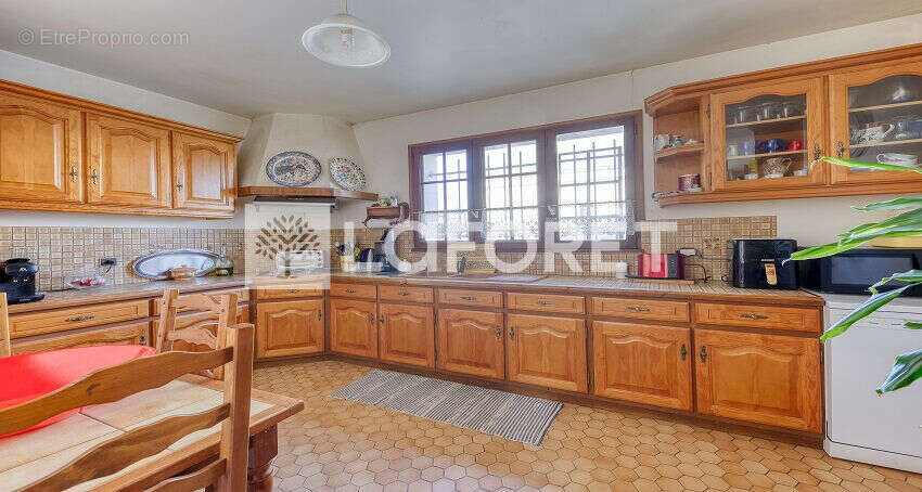 Maison à LA QUEUE-EN-BRIE