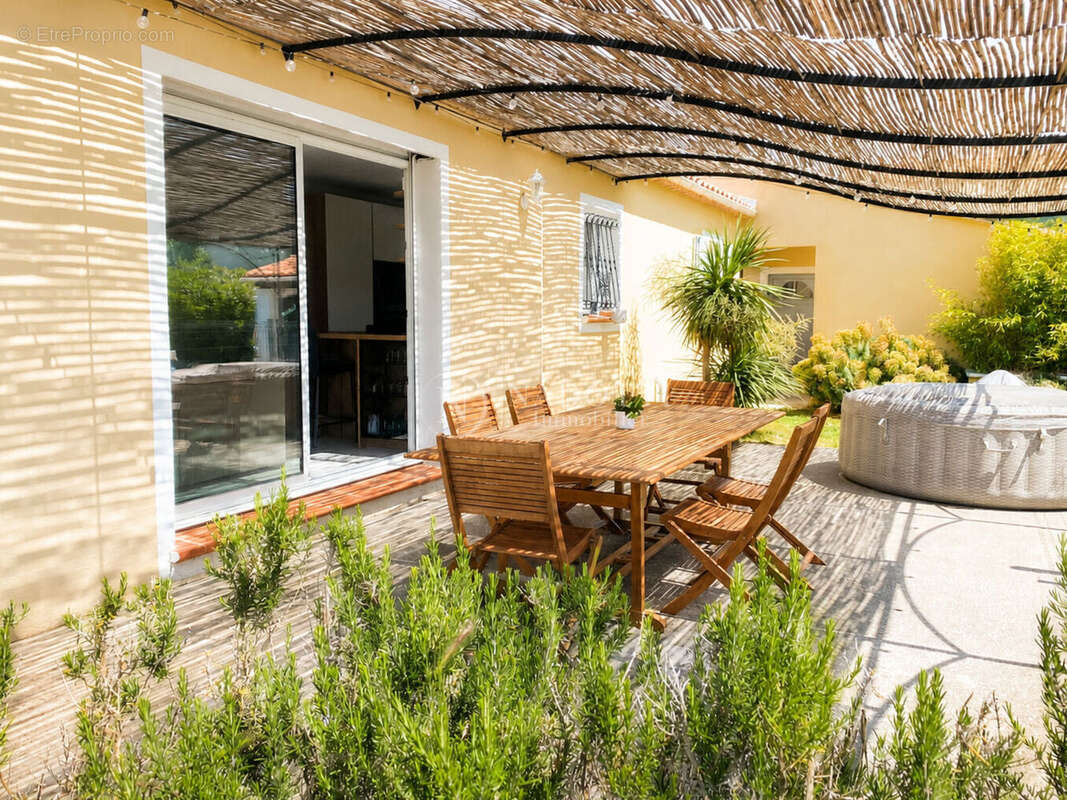 Villa de plain pied  en parfait état à Maubec - photo 11