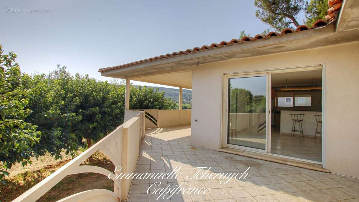 Maison à vendre Istres – Vue sur l’Étang de l’Olivier – Maison 143m² – Terrain 2 050 m² - photo 11