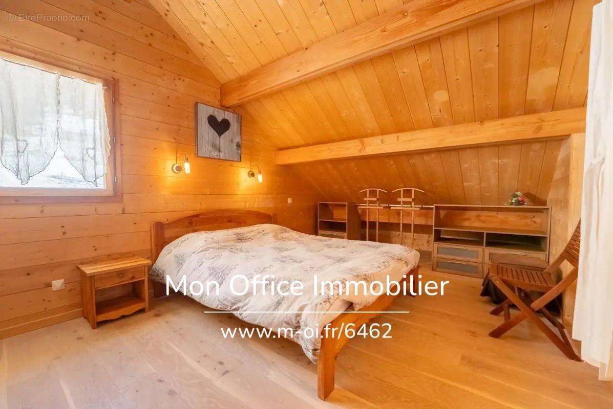 Référence : 6462-MBE - Chalet Lombard Type 5 avec Sauna/Jacuzzi + Garage - photo 8