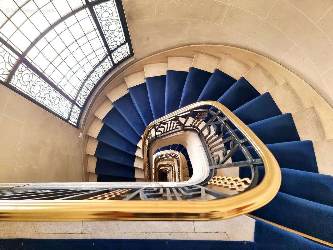 Appartement à PARIS-7E