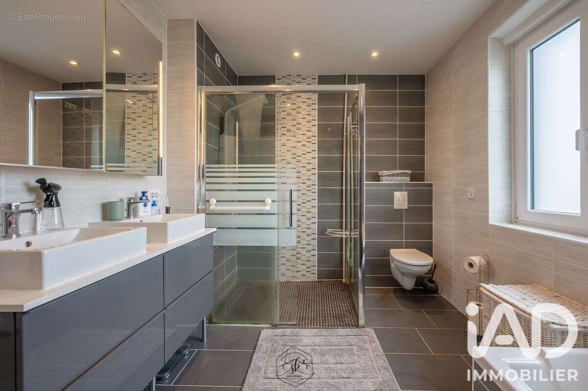 Maison 163 m² à Yutz  - photo 7
