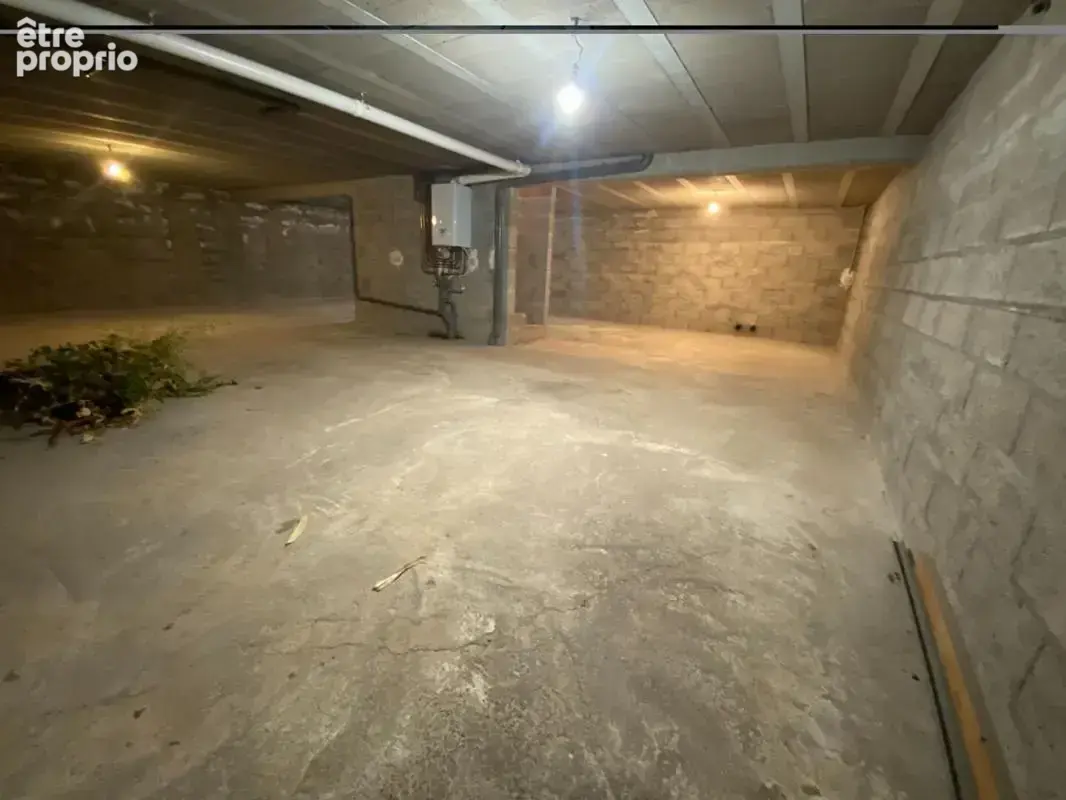 Maison familiale avec jardin et grand sous sol - photo 12