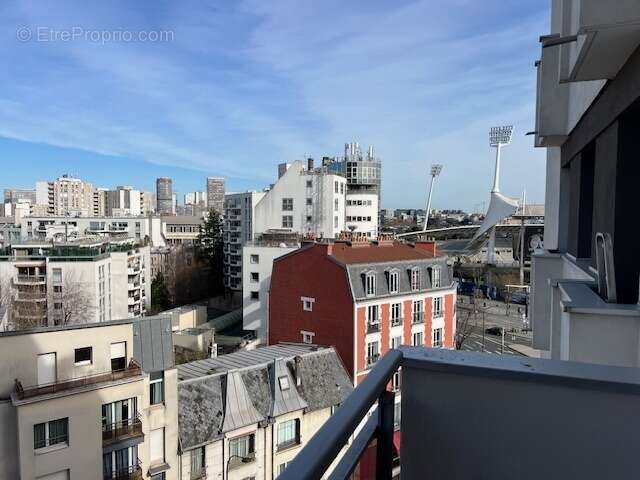 Appartement à PARIS-14E