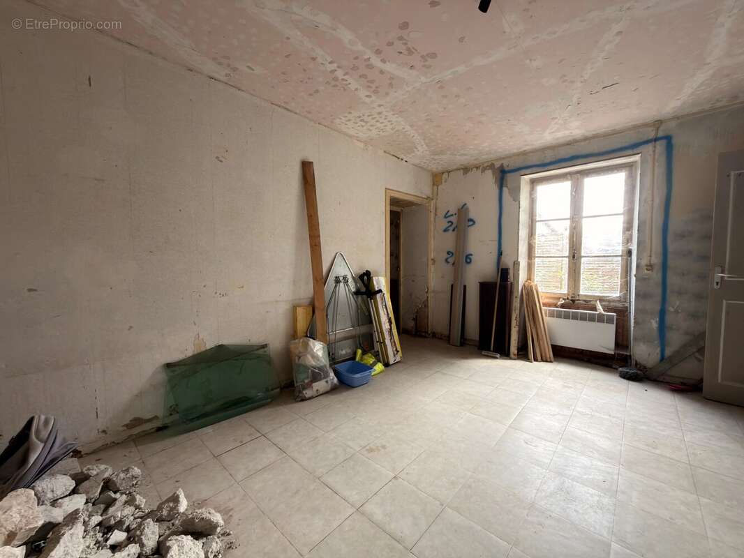 Maison à MONTJEAN