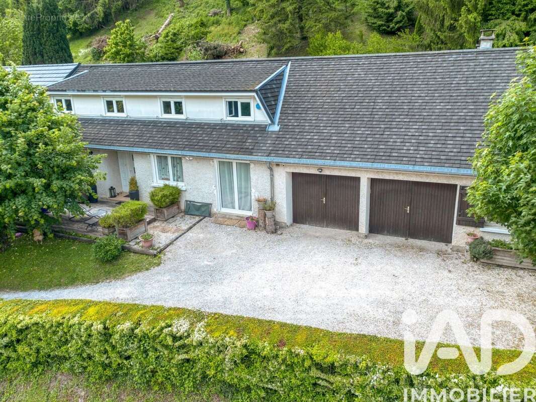 Photo 2 - Maison à ALLEVARD
