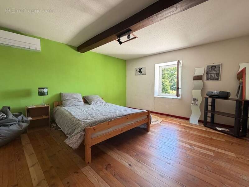 Maison 96 m² au calme sans vis a vis, 3 chambres, terrain de 859 m², terrasse de 30m²,  garage, double vitrage, pompe a chaleur, - photo 8