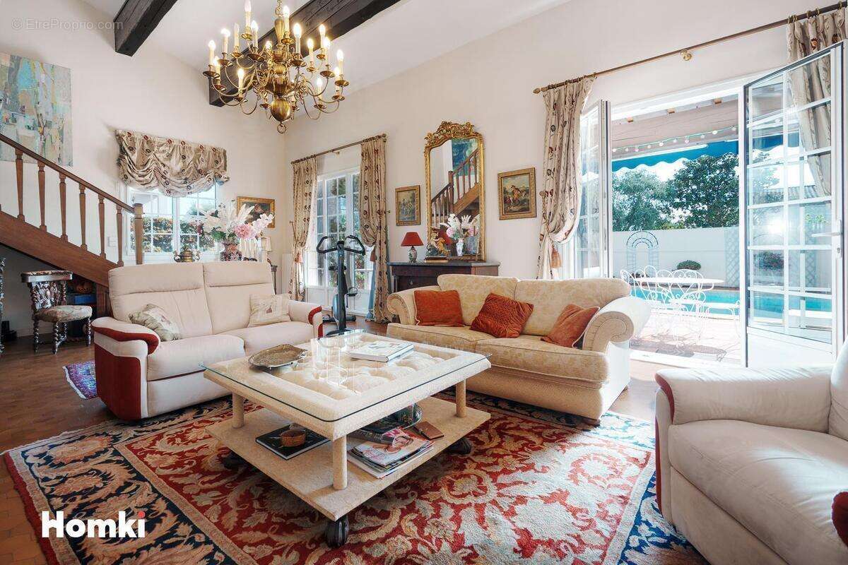 Maison à LIGNAN-SUR-ORB