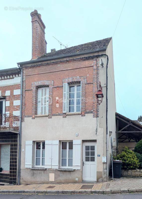 Maison à CHATEAU-RENARD
