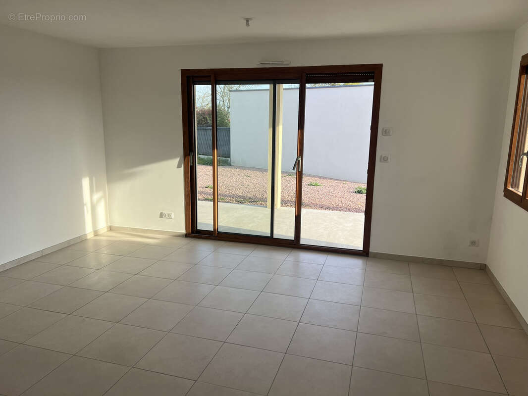 Maison à PARAY-LE-MONIAL