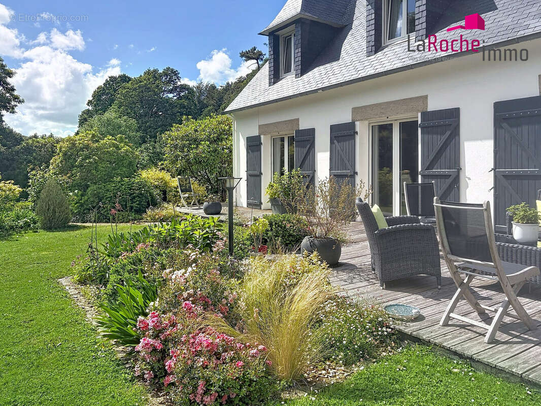 Maison à LA ROCHE-MAURICE