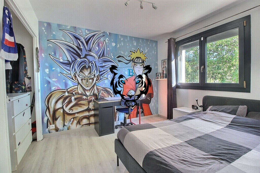 Maison à ROQUEBRUNE-SUR-ARGENS