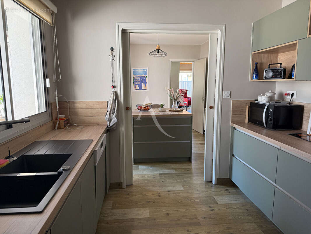 Maison à MOUTIERS-LES-MAUXFAITS