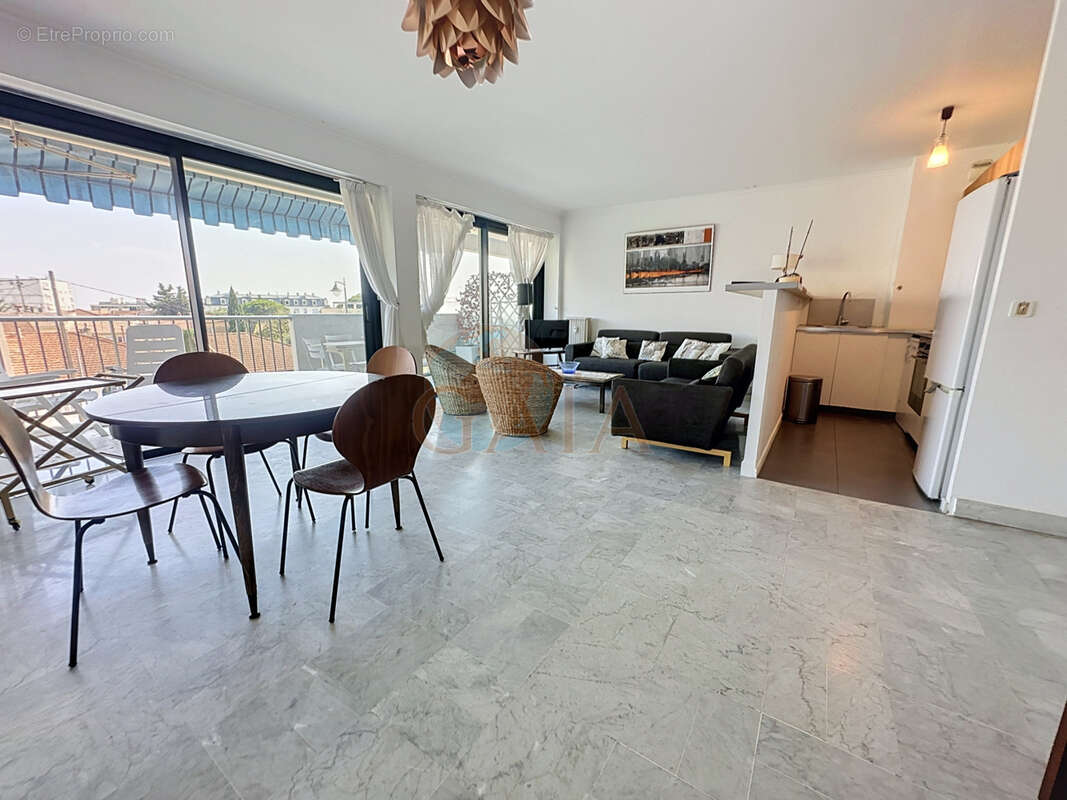 Appartement à CANNES