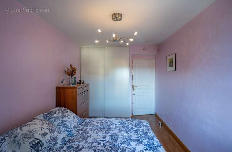 Appartement à BRON