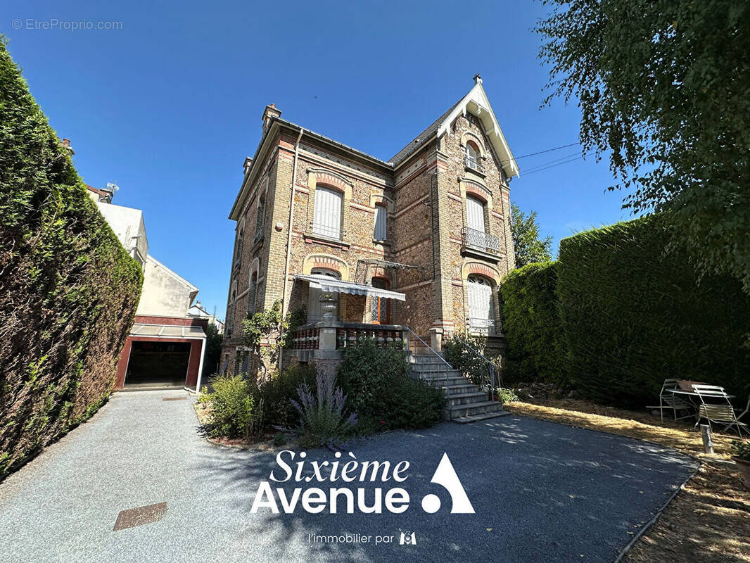 Maison à CHALONS-EN-CHAMPAGNE