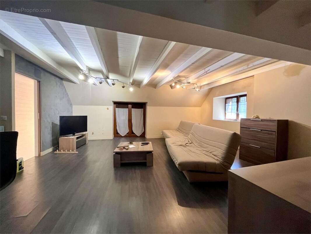 Maison 118 m² à Saint-Chely-D'apcher  - photo 3