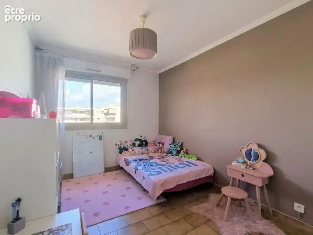 Dernier etage - garage - commodites - transports en commun - photo 9