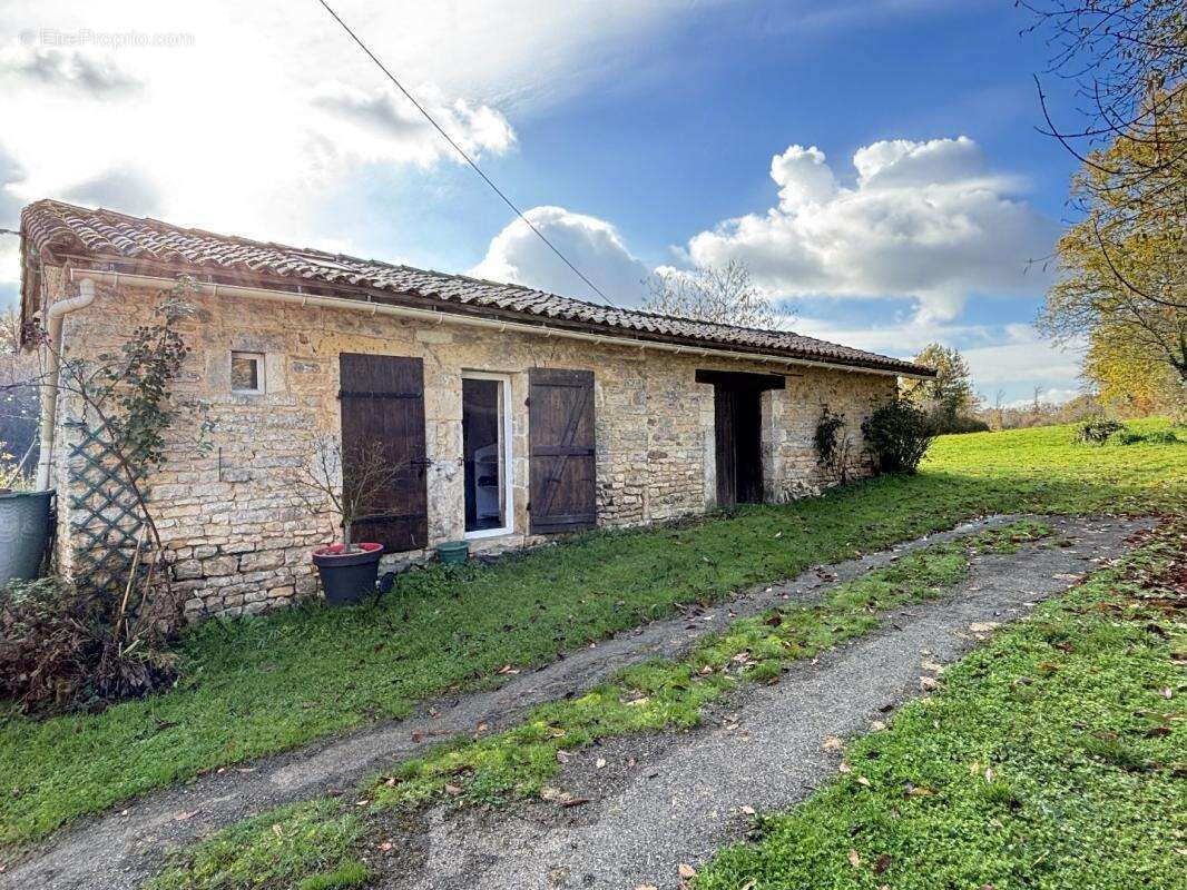 Maison à CHATAIN
