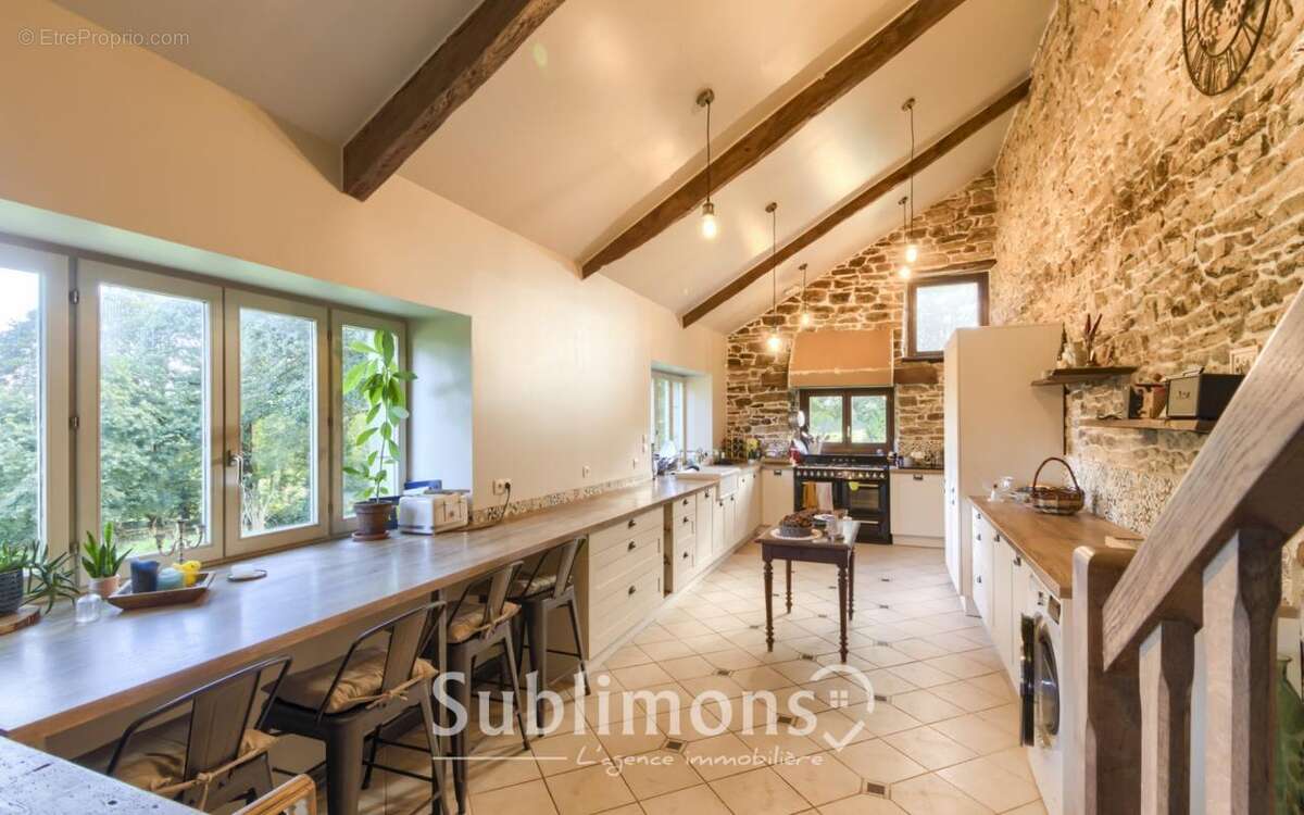 Maison à GRAND-CHAMP