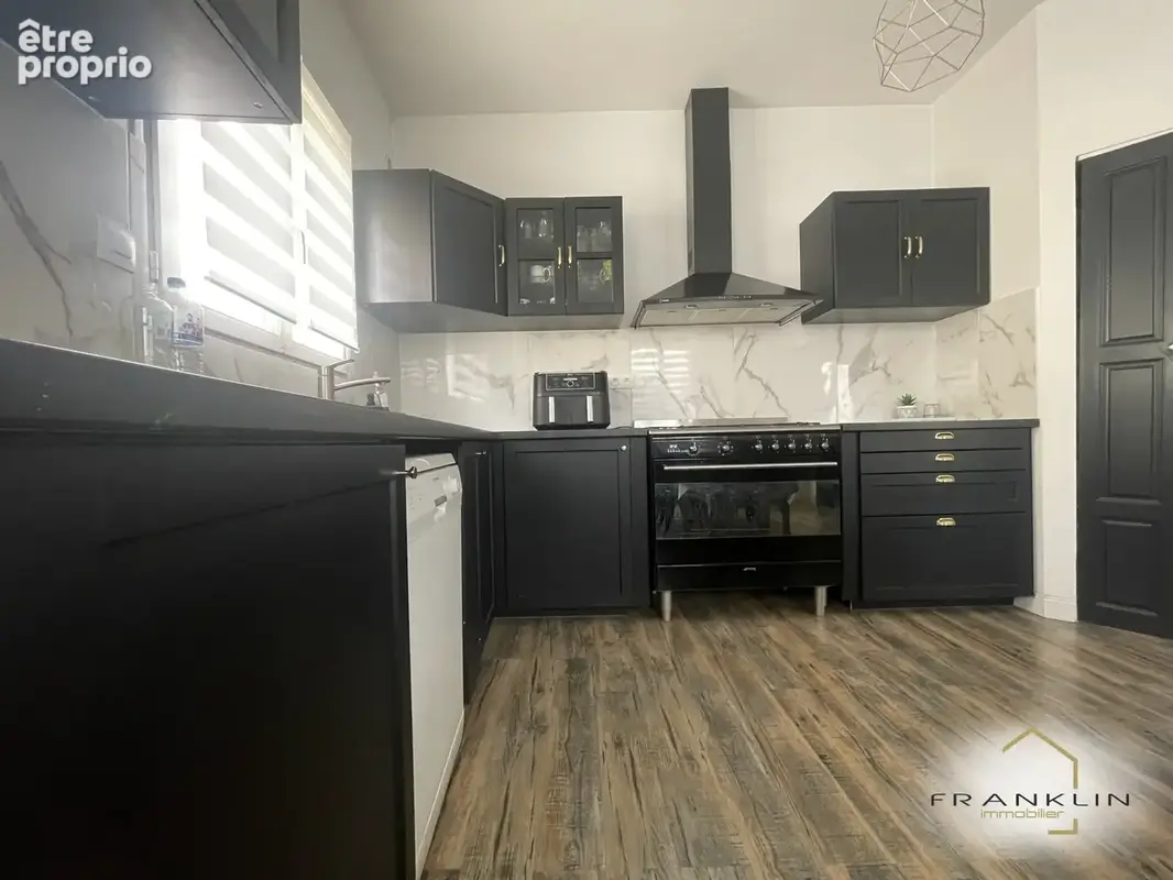Mitry-Mory - Pavillon avec 4 chambres - Garage + Sous-sol total - photo 6