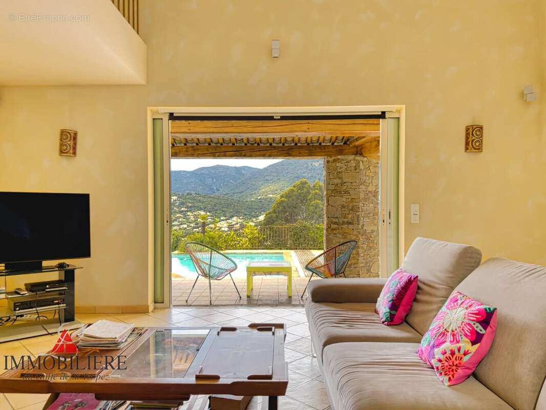 Maison à CAVALAIRE-SUR-MER