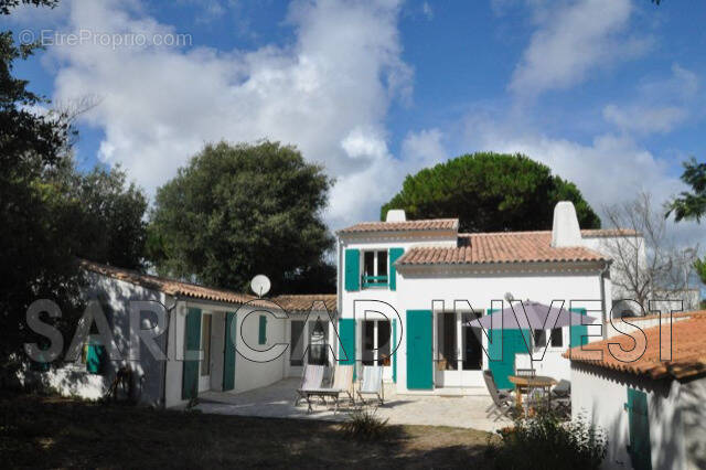 Maison 180 m² à La Couarde-Sur-Mer  - photo 3