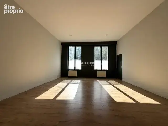 Appartement 3 pièces 91 m² à vendre à Lille (59800) - photo 2