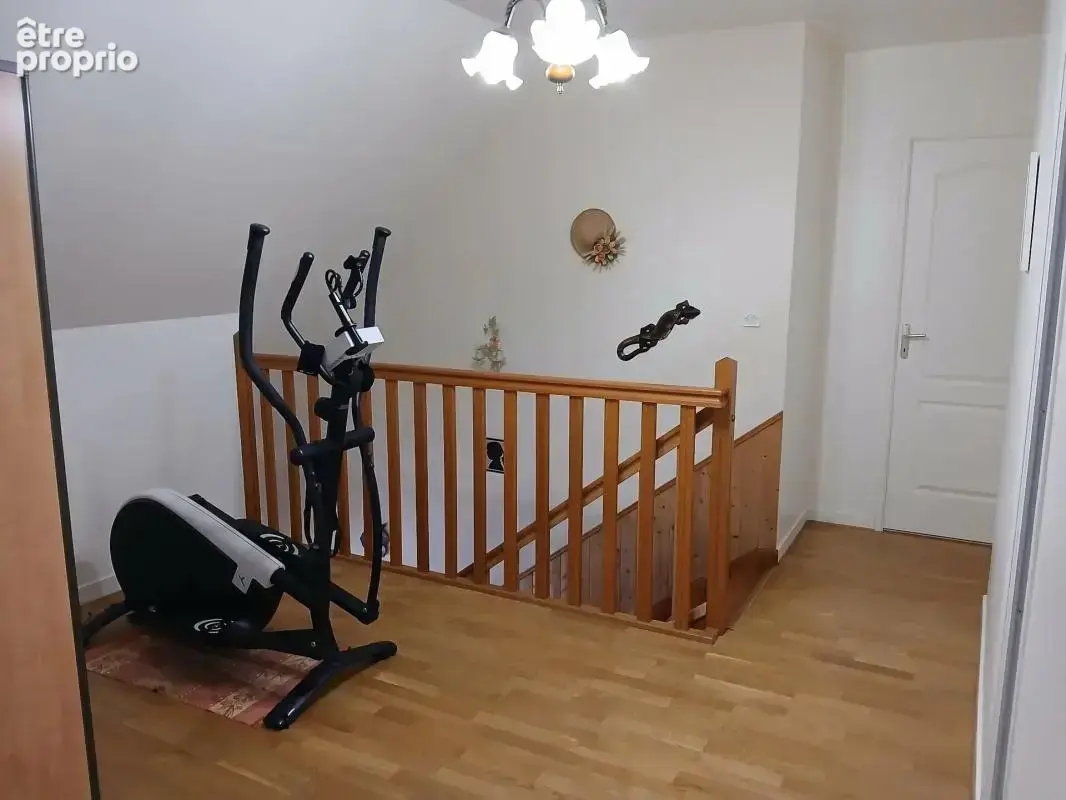 Maison de 5 pièces de 123 m² Loi Carrez 137m² sol à La Genevraye - photo 8