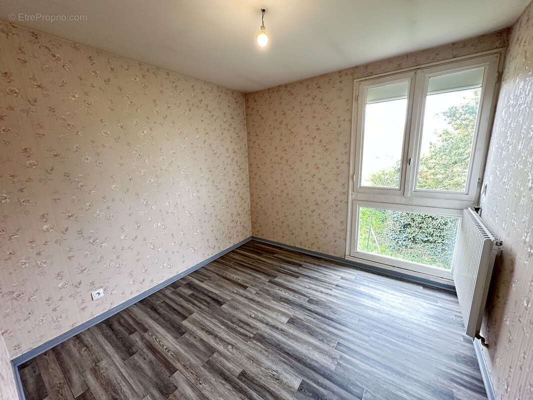 Maison à SAINTE-BAZEILLE