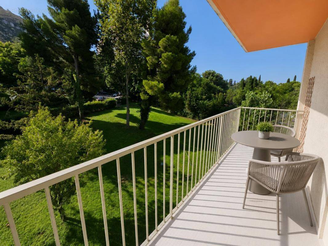 Appartement à MARSEILLE-10E