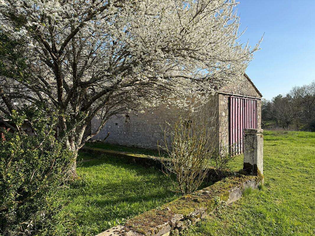Maison à DEVILLAC