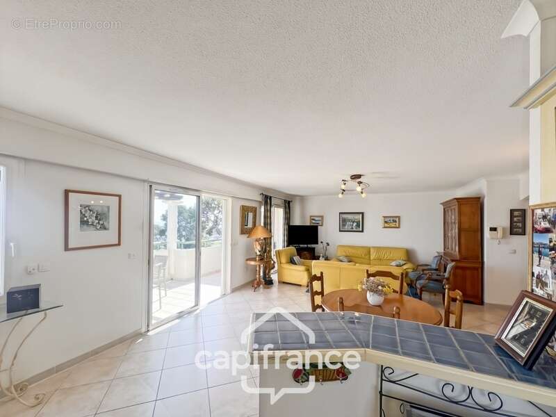 Appartement à HYERES