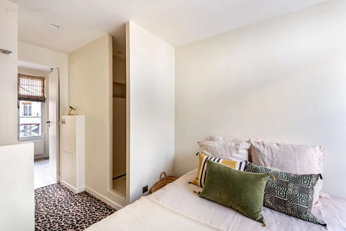 Appartement à PARIS-9E