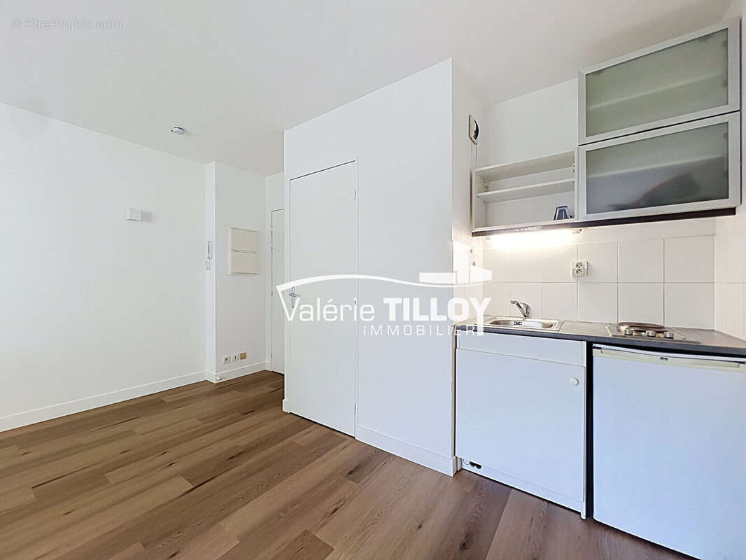 Quai de la Prévalaye - Appartement T2 rénové avec parking en sous-sol et ascenseur - photo 4
