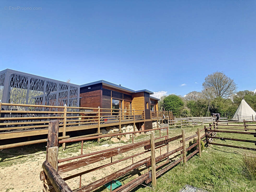 Maison à LA HAYE-D&#039;ECTOT