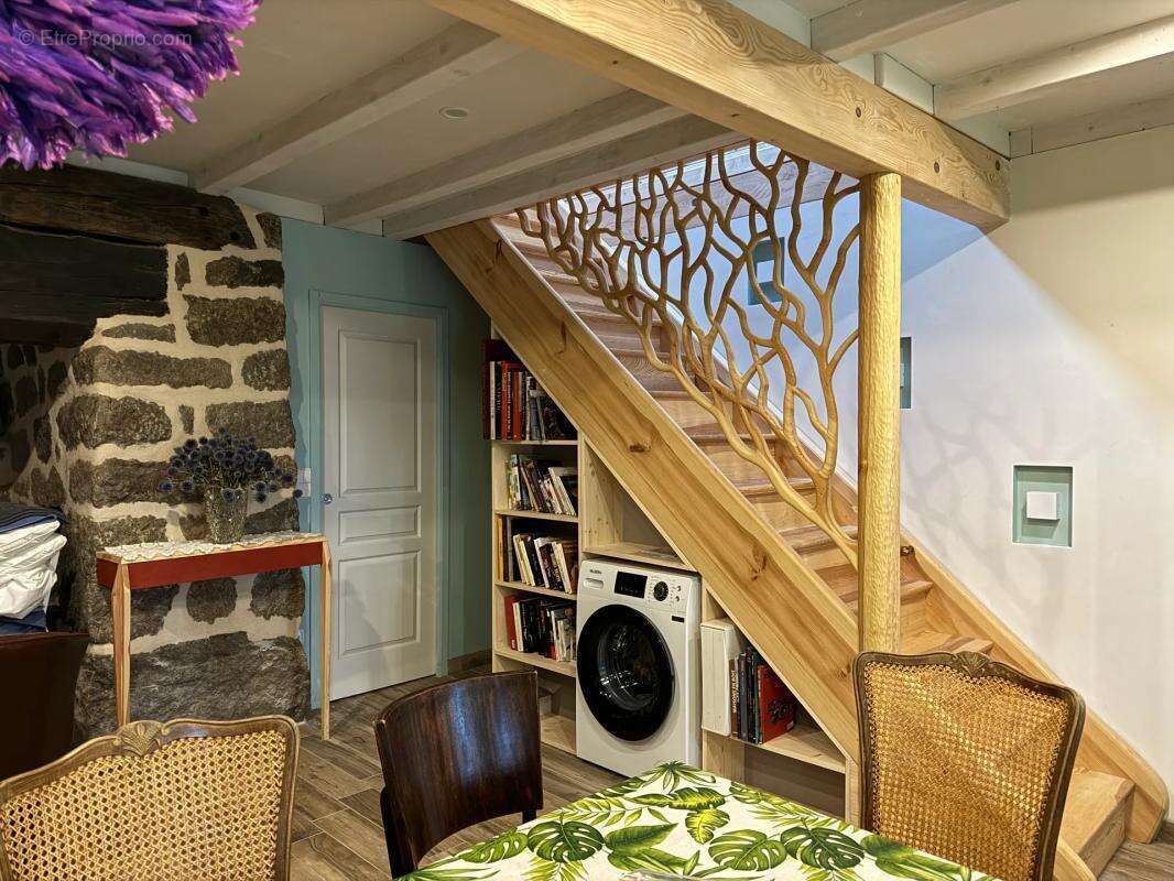 Maison à SAINT-AGREVE