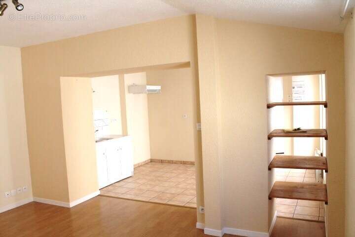 Appartement à COMMENTRY