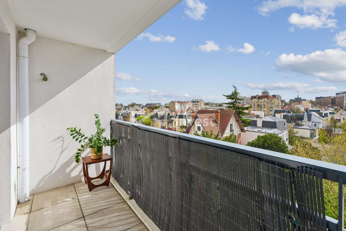Appartement à COLOMBES