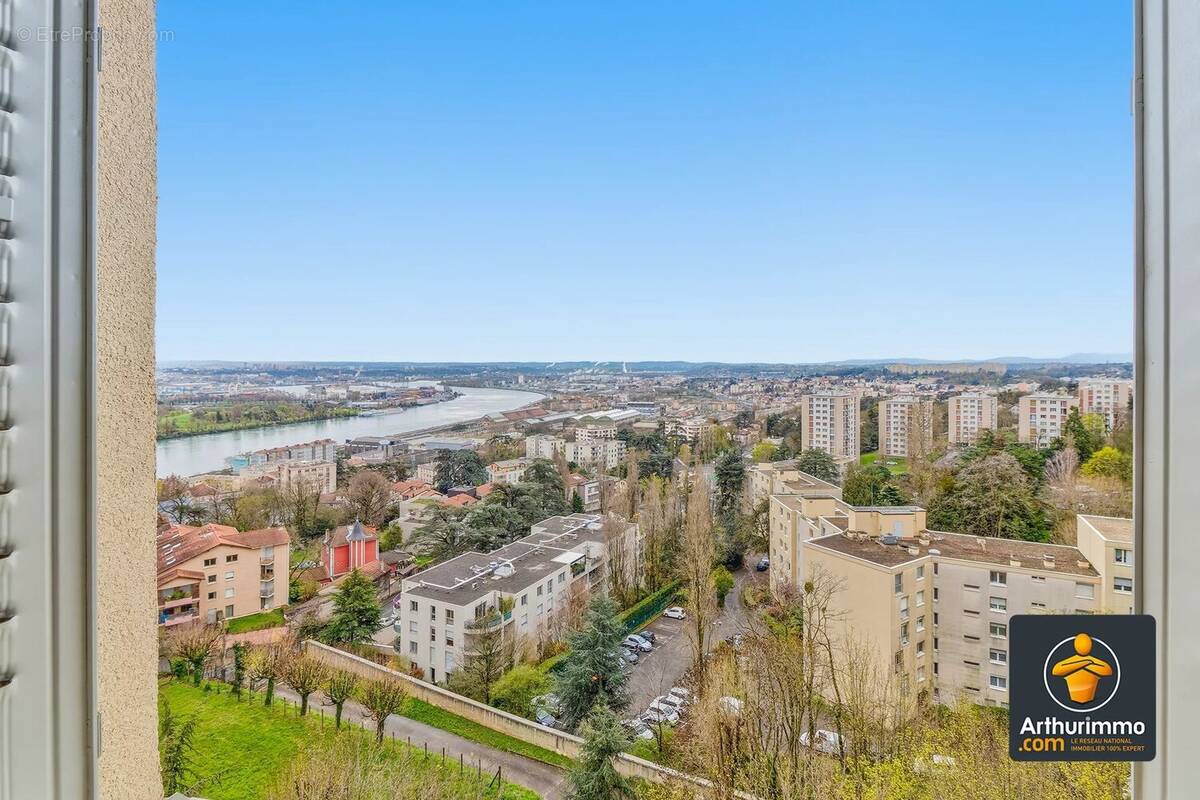 Appartement à LA MULATIERE