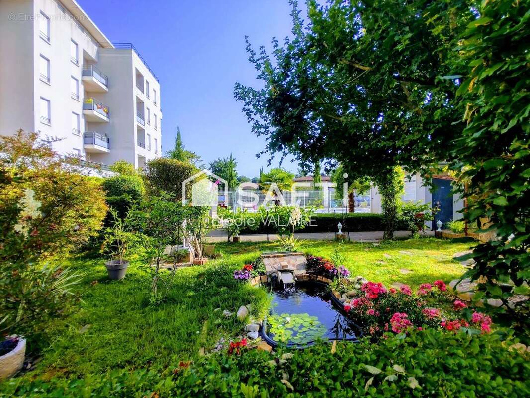 Photo 9 - Appartement à L'ISLE-D'ABEAU