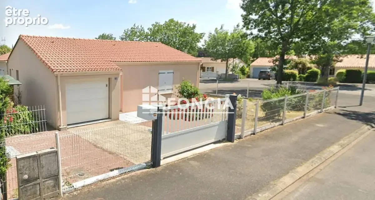 LE PELLERIN / CHÊNE VERT : maison T4 de plain-pied de 102 m2 avec 3 chambres, terrasse, garage et jardin sur parcelle de 525 m2, - photo 14